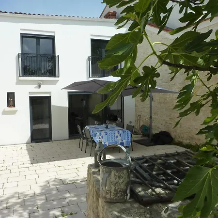 La Maison Blanche Vila